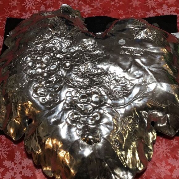 Serving set of 2 Arthur Court grape vines dish and platter - Picture 4 of 9